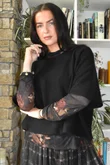 Tiby Cashmere Touch Layering Top Baroque Country Bloom Black